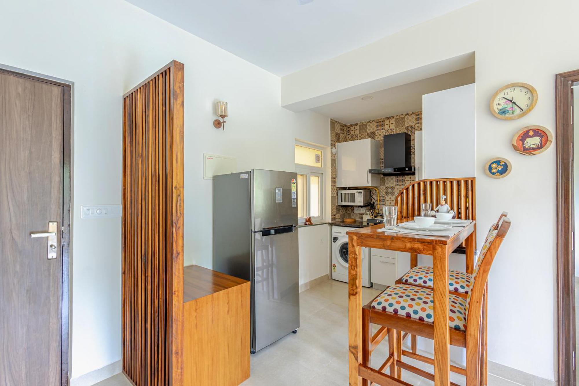 Alaya Stays 1 Bhk With Balcony & Pool - Veera Marina Candolim Buitenkant foto