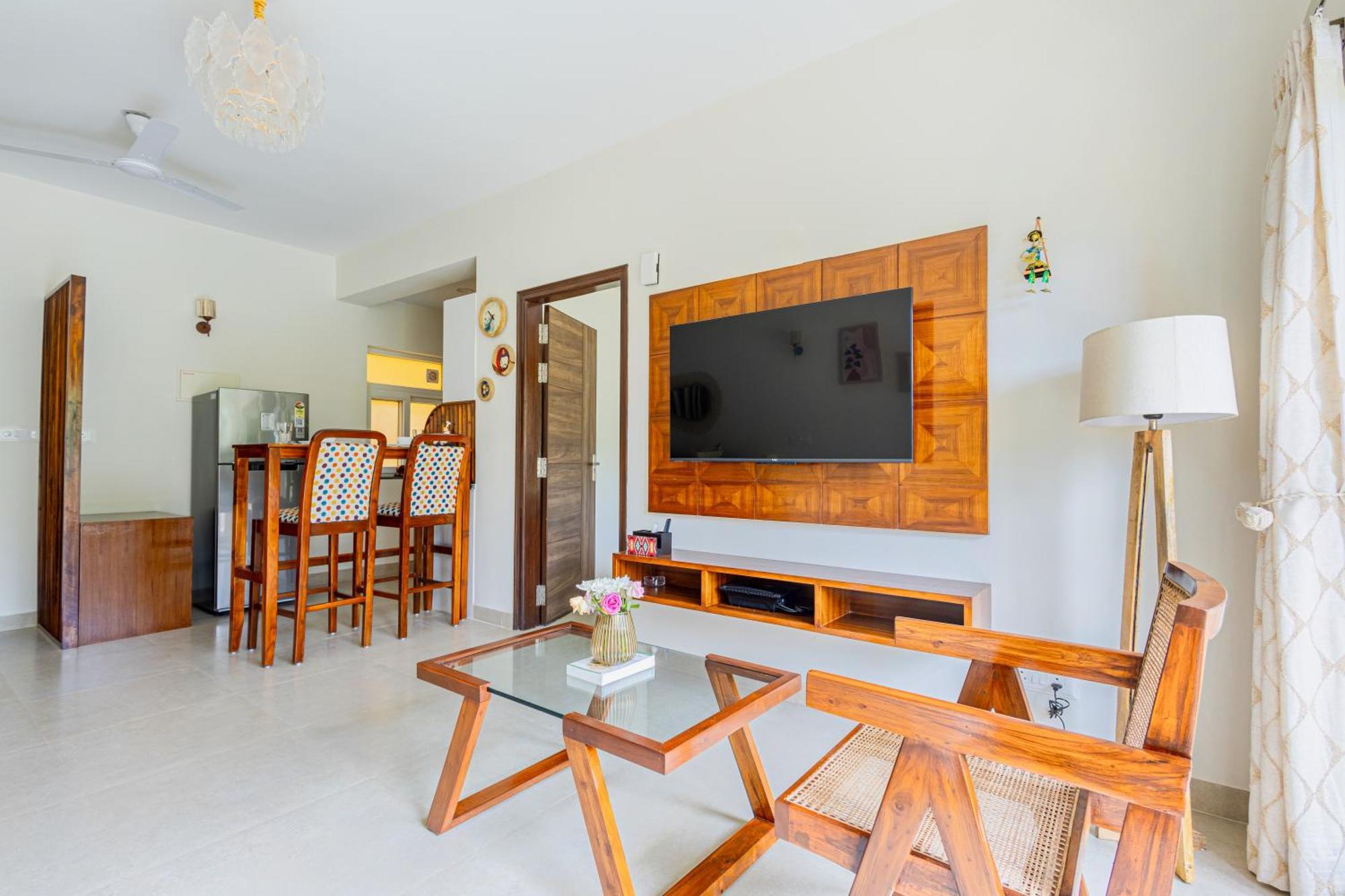 Alaya Stays 1 Bhk With Balcony & Pool - Veera Marina Candolim Buitenkant foto